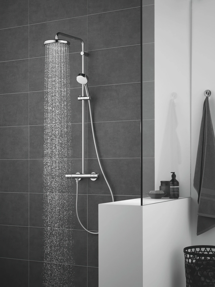 Shower Repair in  Daleville, IN